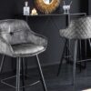 Chaise de bar en velours gris