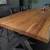 Table à manger 200cm en bois d'acacia massif avec piétement robuste en métal noir