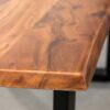 Table basse en bois d'acacia massif bords irréguliers de 120cm