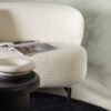 Canapé 3 places en tissu bouclé blanc courbé moderne