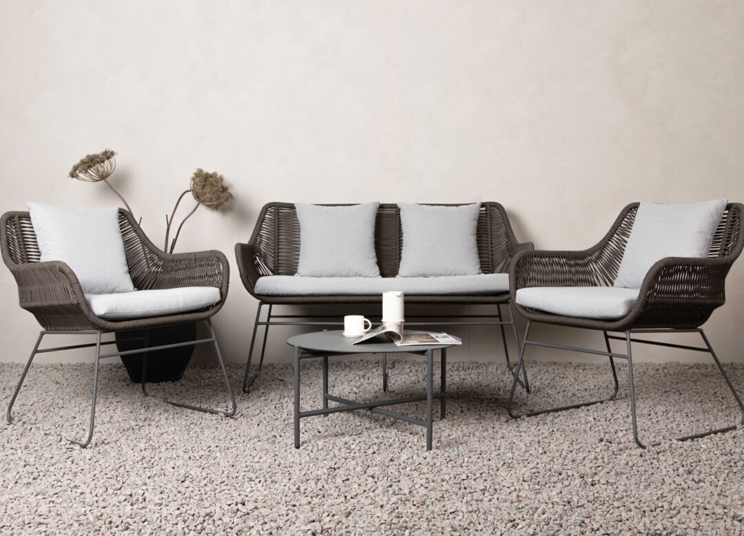 Salon de jardin en polyester brun