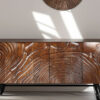 Buffet bois d'acacia foncé façades sculptées