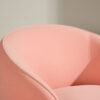 Fauteuil de salon rose pêche en tissu microfibre
