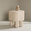 Table d'appoint carrée aspect travertin beige