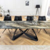 Table de salle à manger extensible taupe piétement ellipse noir