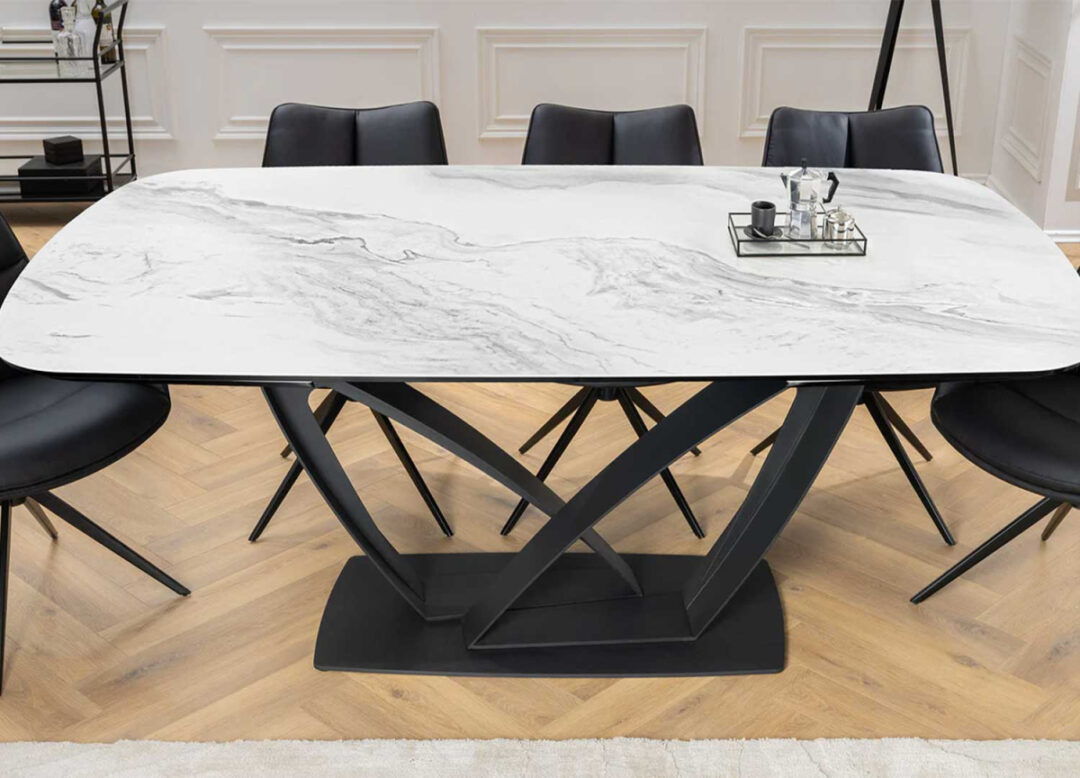 Table à manger blanche extensible jusqu'à 260 cm