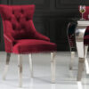 Chaise en velours rouge chesterfield baroque