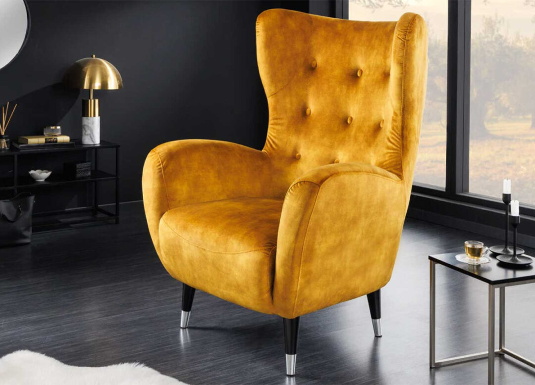 Fauteuil oreilles en velours jaune
