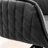 Zoom accoudoirs du fauteuil en cuir noir