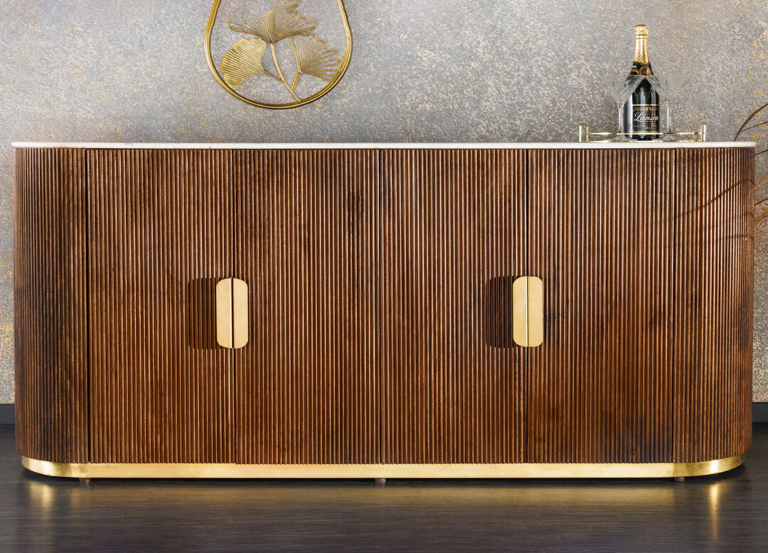 buffet marbre blanc et bois striée de manguier, décors dorés