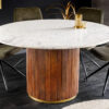 Table à manger ronde plateau en marbre blanc et piétement en bois de manguier strié, diamètre de 140cm