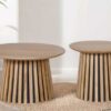 Lot de 2 tables basses en bois d'acacia piétement tasseaux