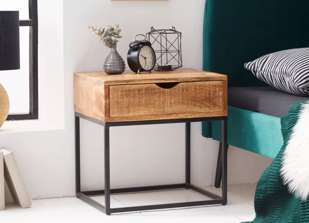 Table de chevet en bois de manguier massif