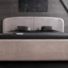 Lit coffre 180 x 200 cm en tissu bouclé grège