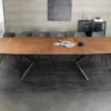 Table de repas extensible aspect bois de noyer 180-270cm