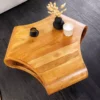 Table basse organique en bois d'acacia massif