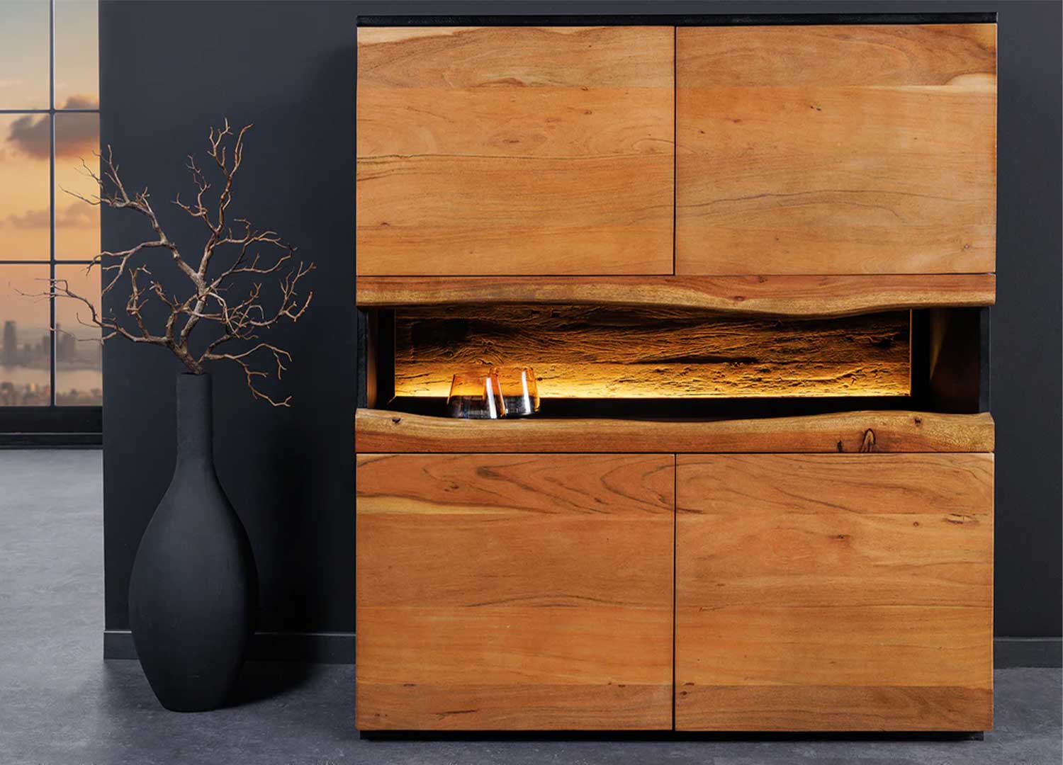 buffet haut bois massif acacia laqué