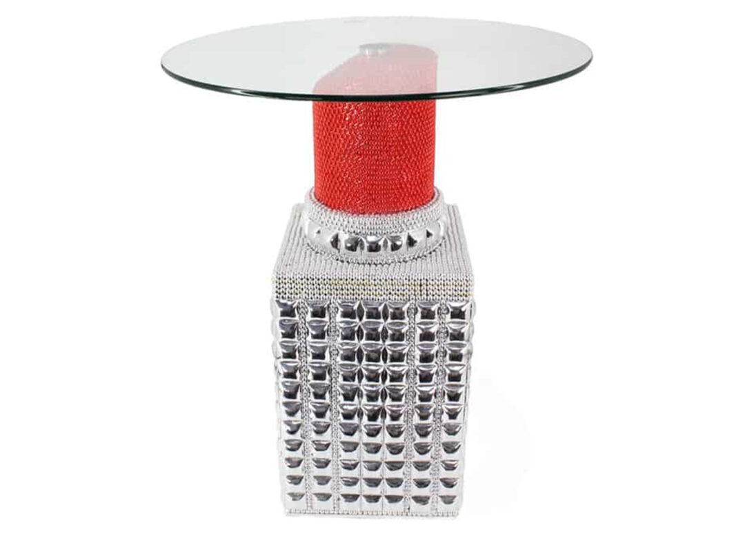 Table basse de salon rouge à lèvres