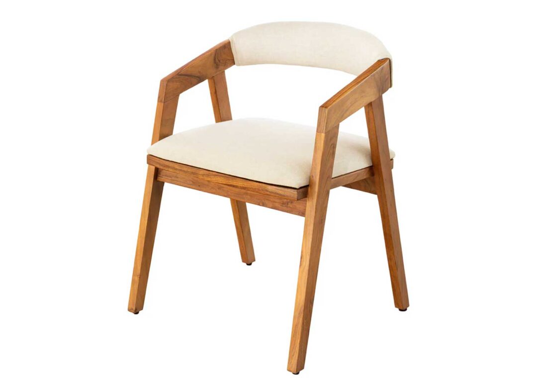 Chaise en bois massif teinté miel et tissu beige