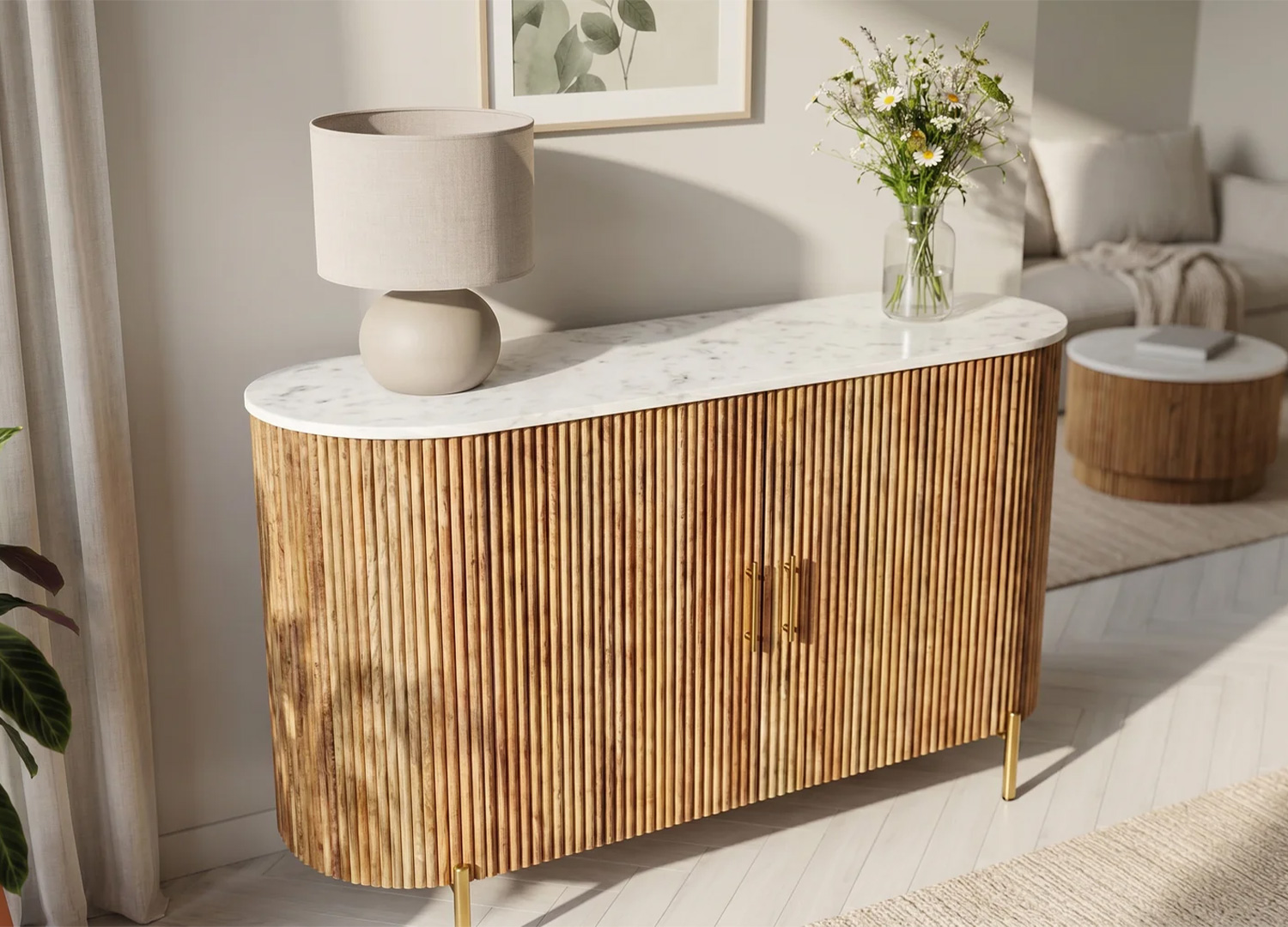 Commode MARELLO 102 cm avec porte ouverte et rangement intérieur en bois de manguier