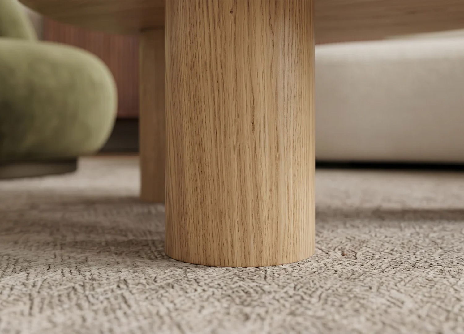 Détail d’un pied cylindrique aspect chêne de la table basse NÉRAYA