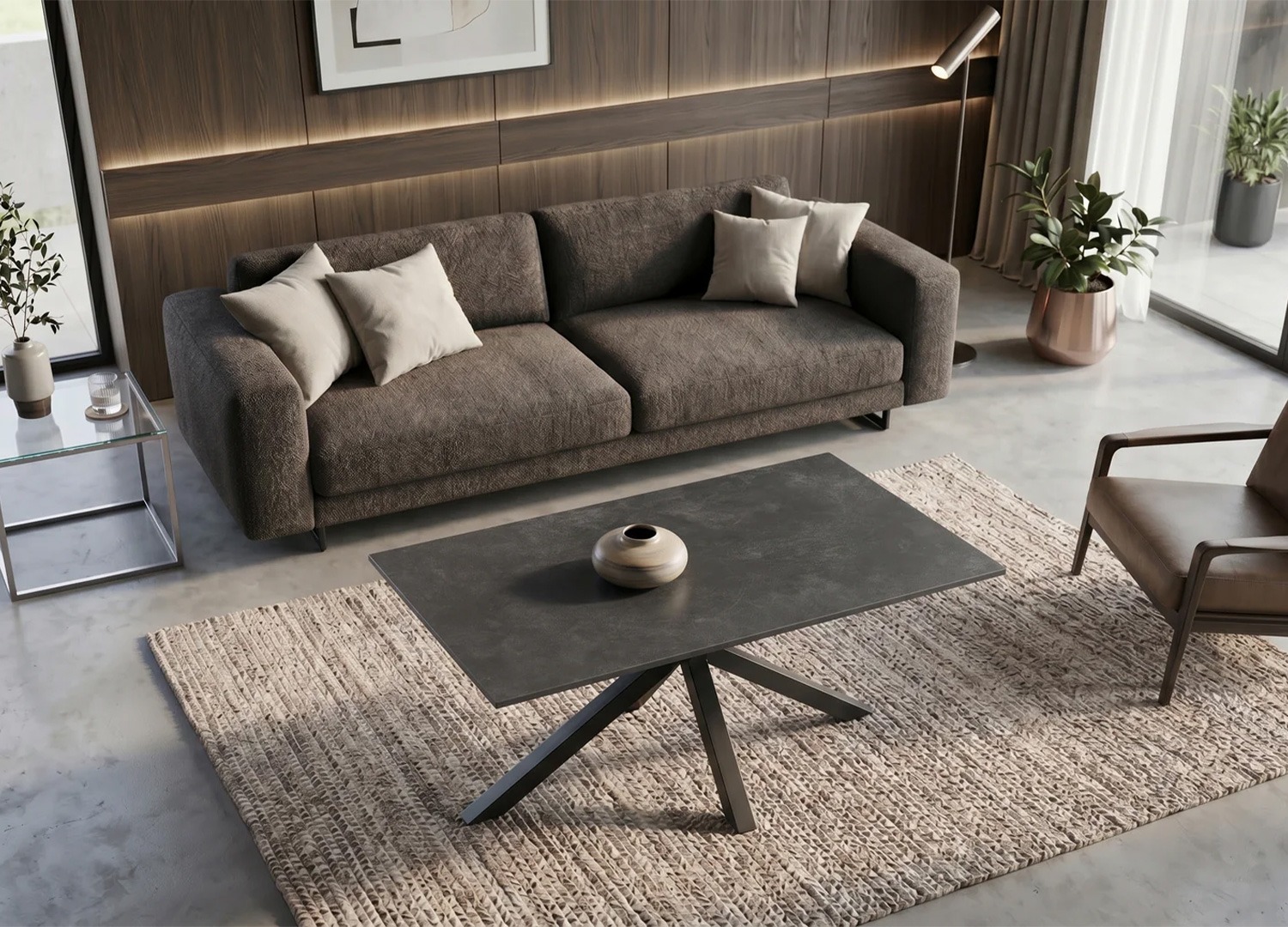 Table basse KAVEN anthracite avec plateau céramique devant un canapé dans un salon contemporain