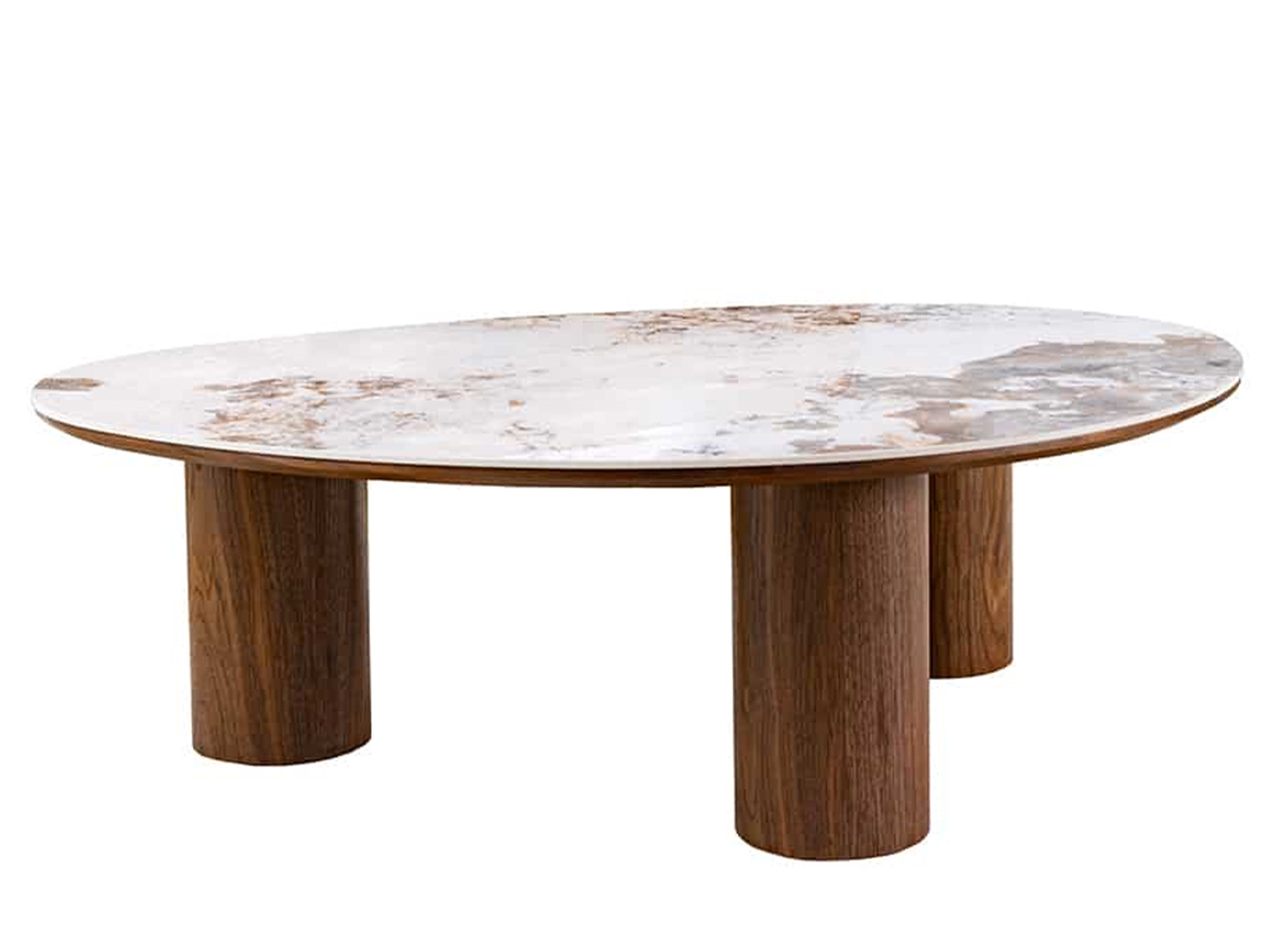 Table basse organique NÉRAYA 110 cm en céramique Pandora et placage noyer sur fond blanc