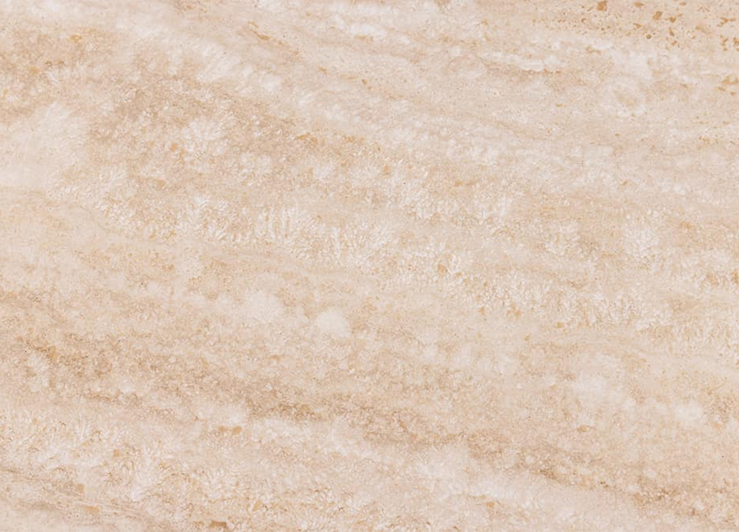 Gros plan sur le décor travertin beige de la céramique de la table basse NÉRAYA